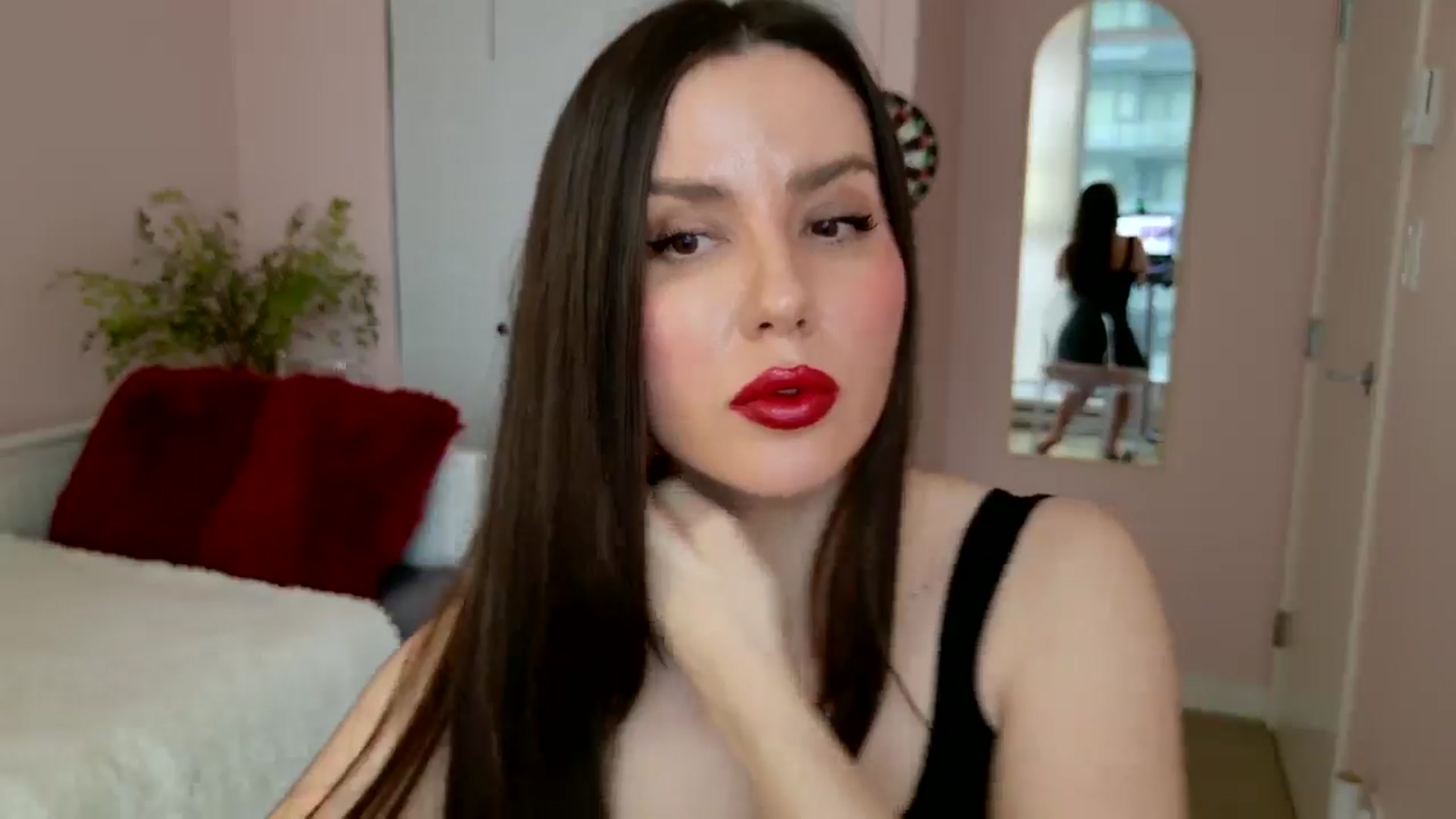 Gallery image thumbnail from BellaBaxter's myfreecams stream on, 03/23/2025, 23:44 image 7 of 20