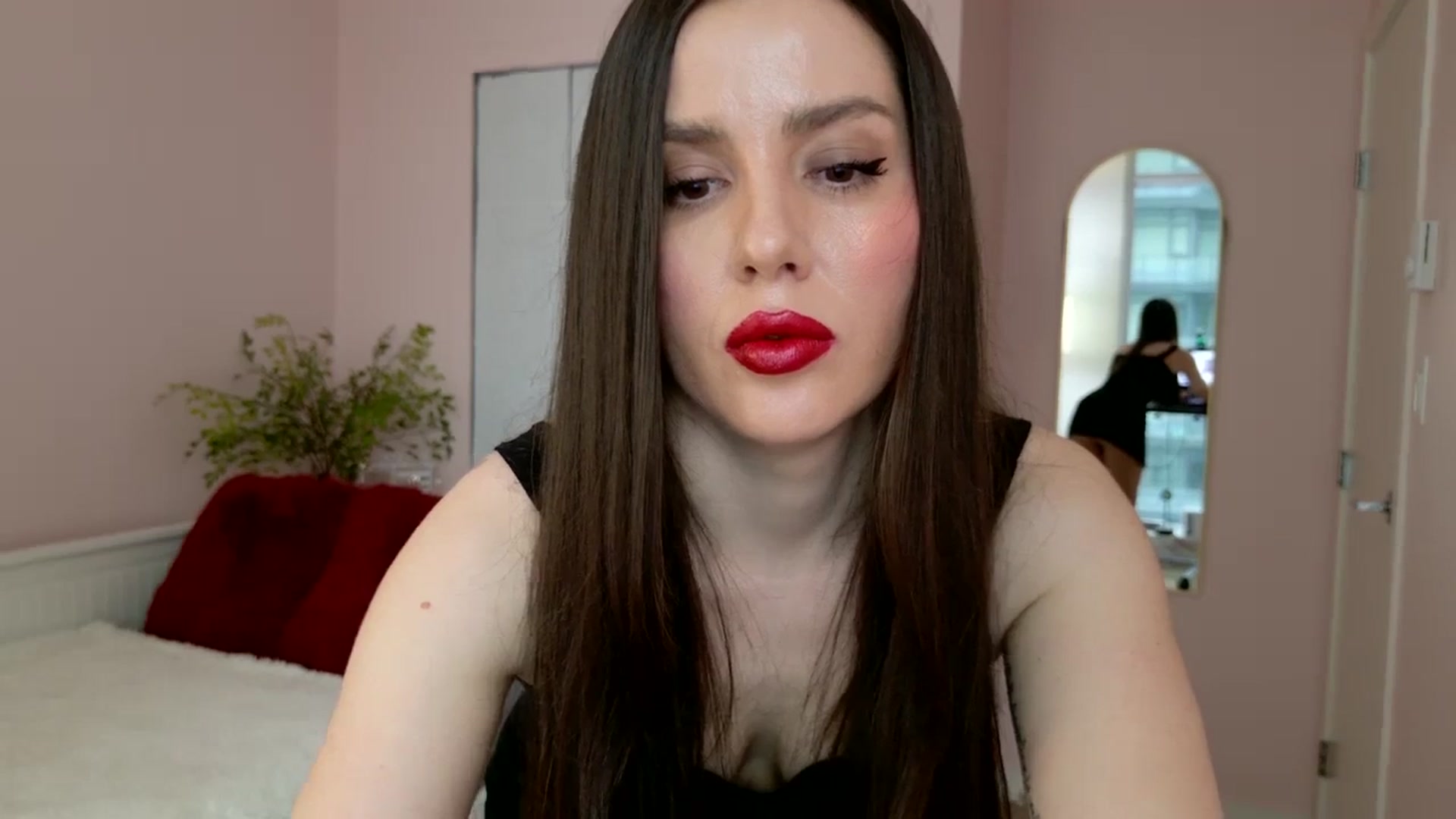 Gallery image thumbnail from BellaBaxter's myfreecams stream on, 03/23/2025, 23:44 image 18 of 20
