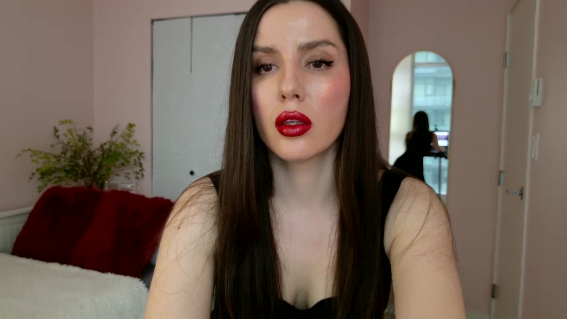 Gallery image thumbnail from BellaBaxter's myfreecams stream on, 03/23/2025, 23:44 image 14 of 20