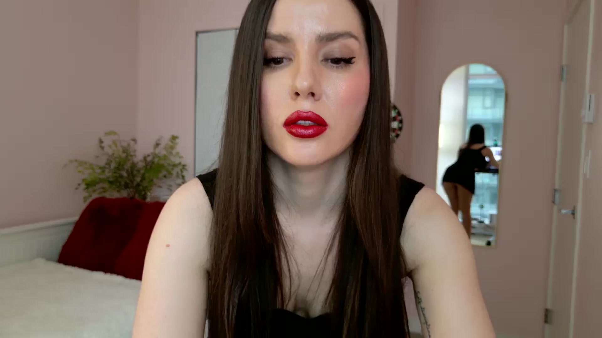 Gallery image thumbnail from BellaBaxter's myfreecams stream on, 03/23/2025, 23:44 image 19 of 20