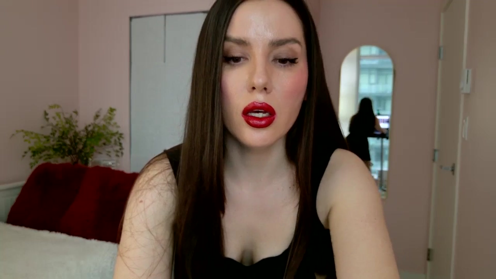 Gallery image thumbnail from BellaBaxter's myfreecams stream on, 03/23/2025, 23:44 image 13 of 20