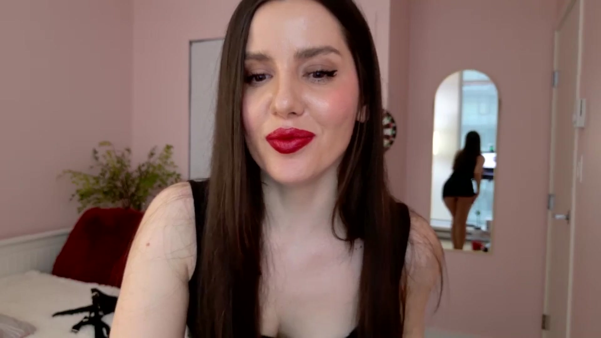 Gallery image thumbnail from BellaBaxter's myfreecams stream on, 03/24/2025, 24:49 image 10 of 20