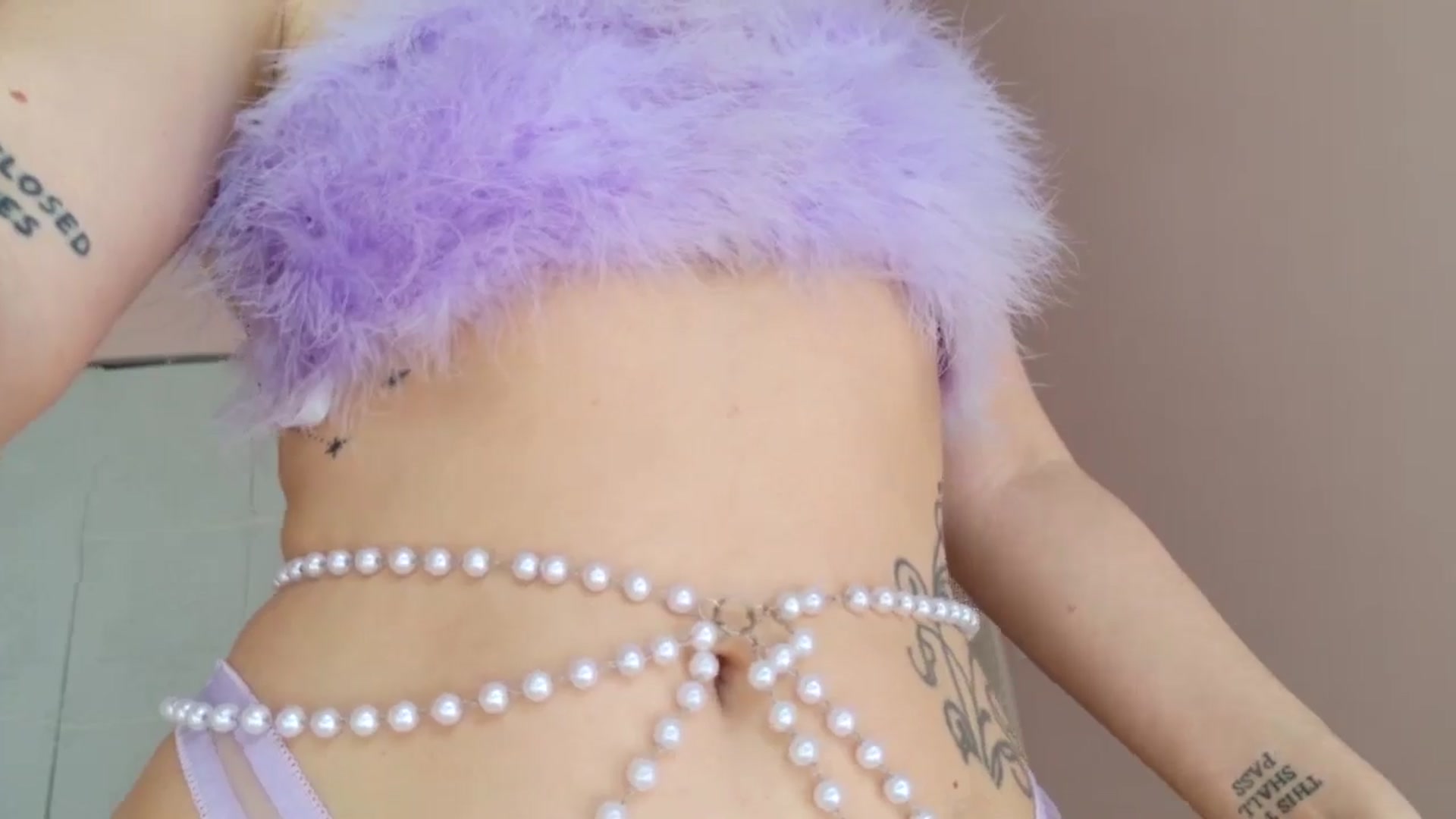 Gallery image thumbnail from BellaBaxter's myfreecams stream on, 03/25/2025, 22:59 image 12 of 20