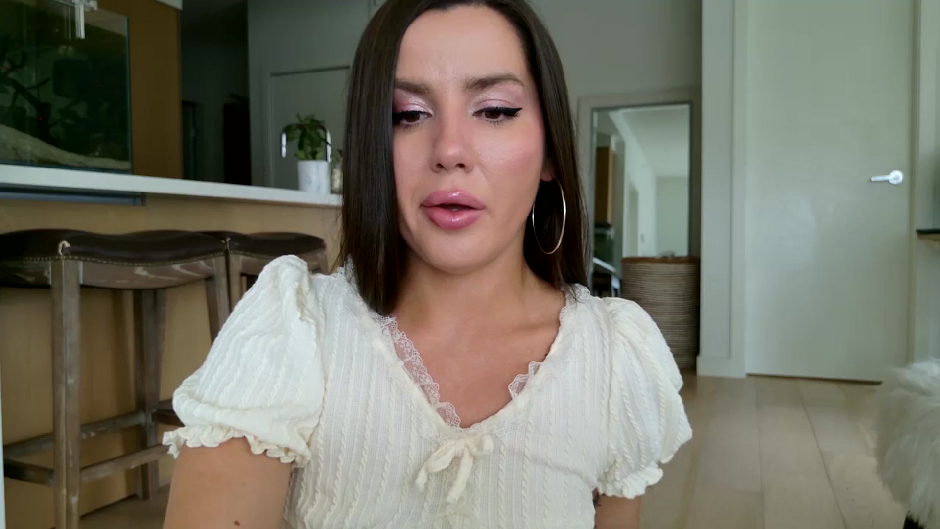 Gallery image thumbnail from BellaBaxter's myfreecams stream on, 05/08/2025, 20:04 image 1 of 20