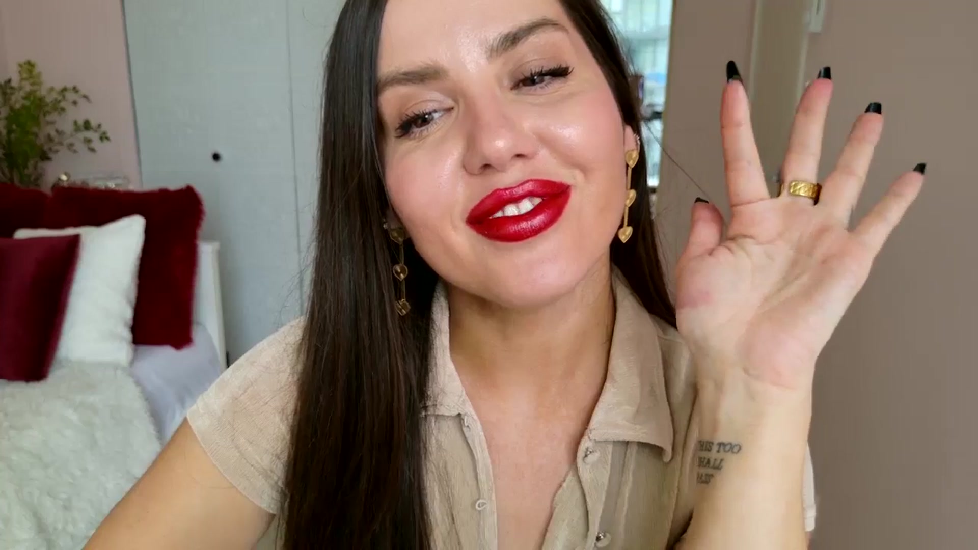 Gallery image thumbnail from BellaBaxter's myfreecams stream on, 05/10/2025, 23:40 image 19 of 20