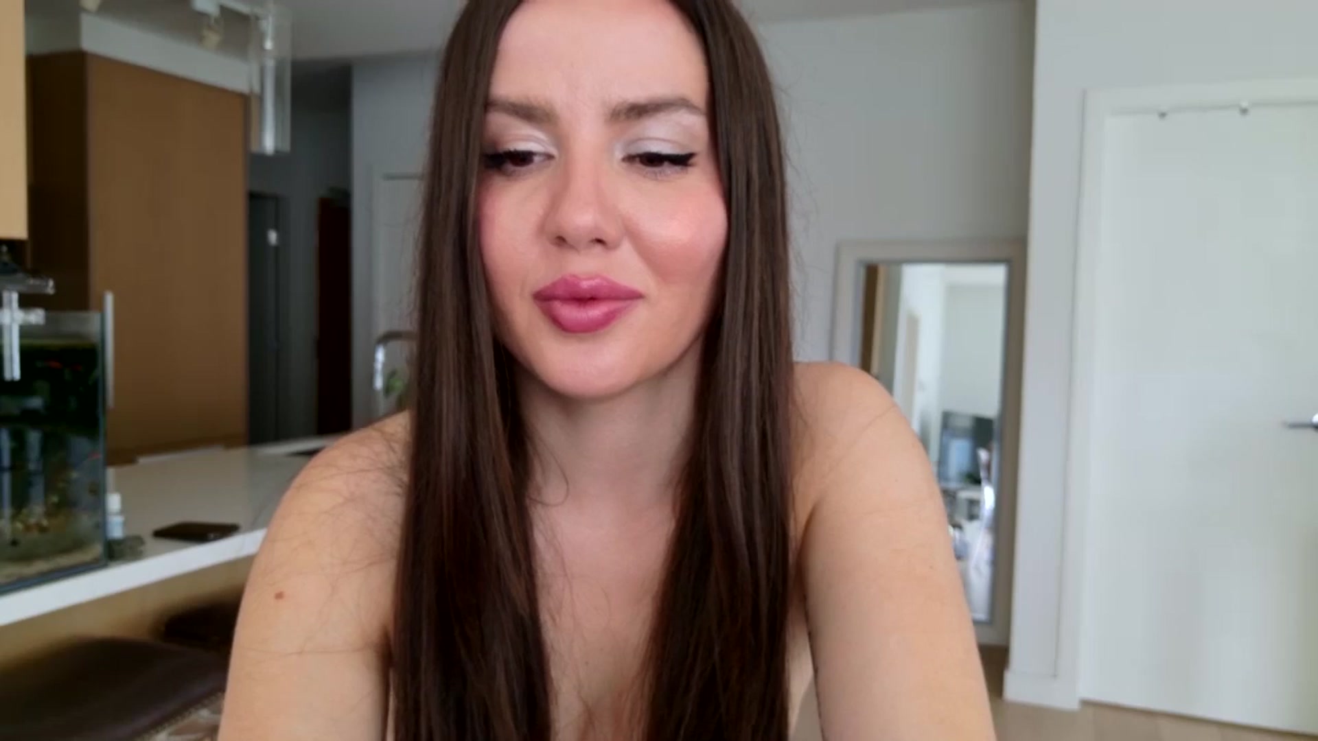 Gallery image thumbnail from BellaBaxter's myfreecams stream on, 05/13/2025, 21:54 image 14 of 20