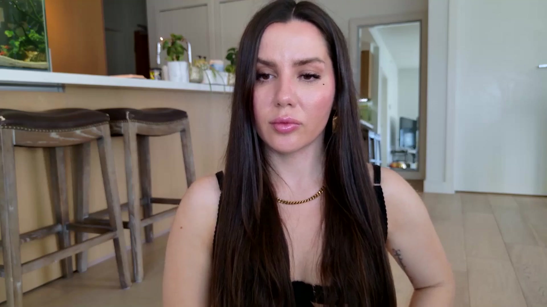 Gallery image thumbnail from BellaBaxter's myfreecams stream on, 05/15/2025, 24:27 image 18 of 20