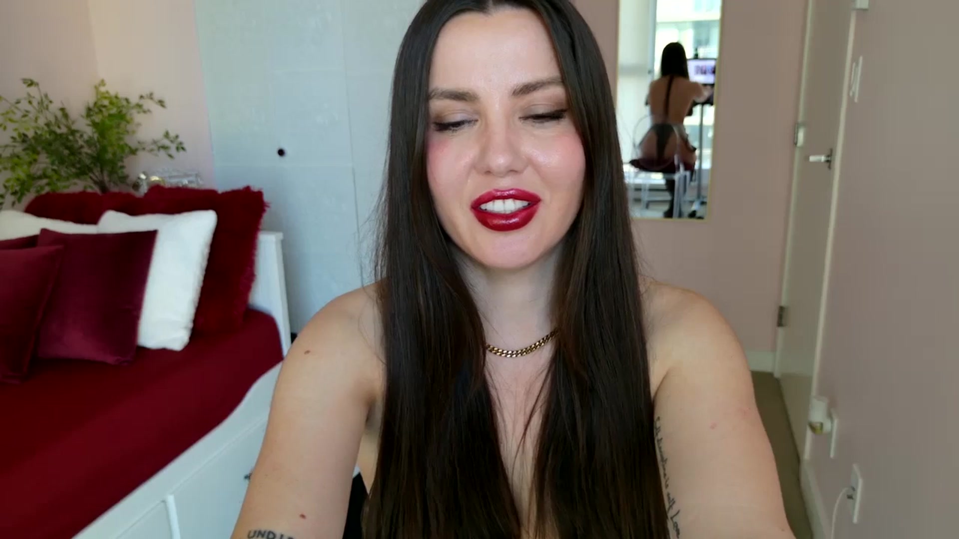 Gallery image thumbnail from BellaBaxter's myfreecams stream on, 06/02/2025, 03:38 image 12 of 20