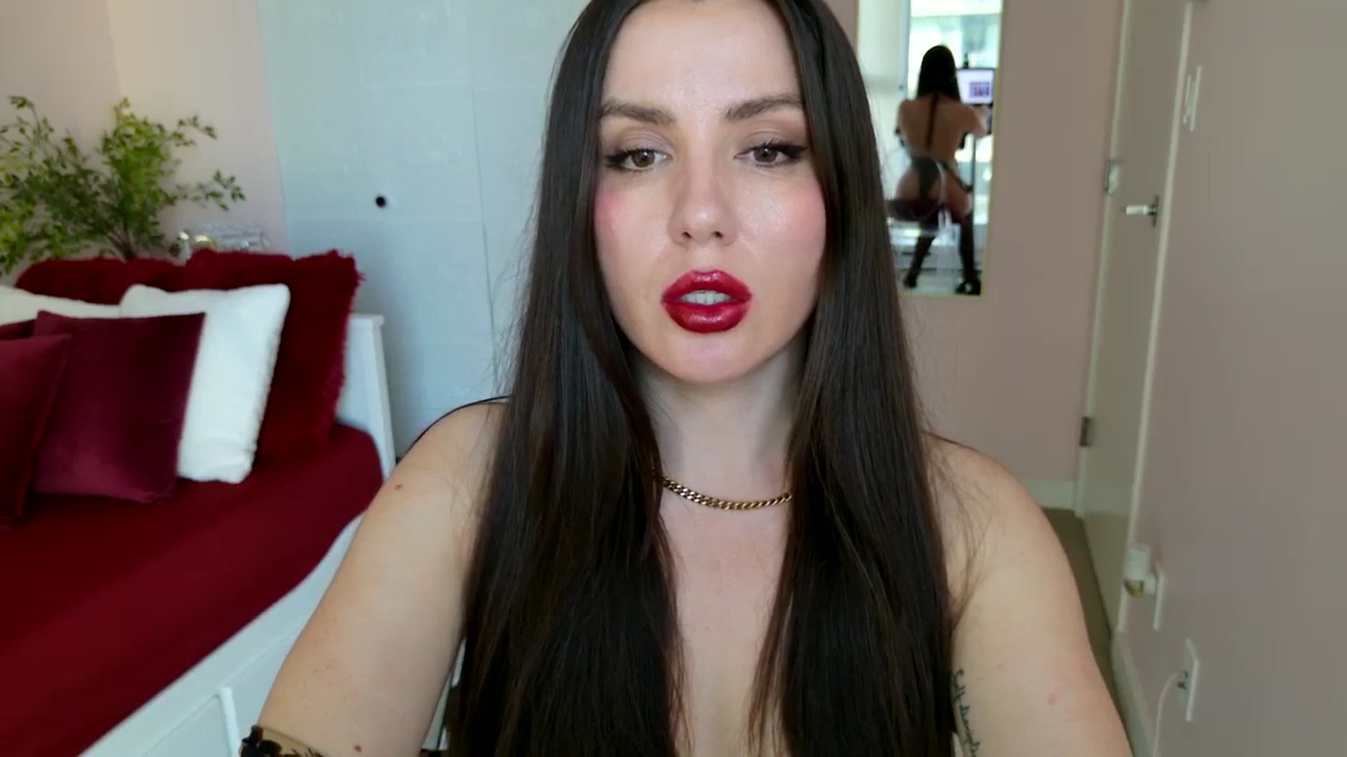 Gallery image thumbnail from BellaBaxter's myfreecams stream on, 06/02/2025, 03:38 image 10 of 20