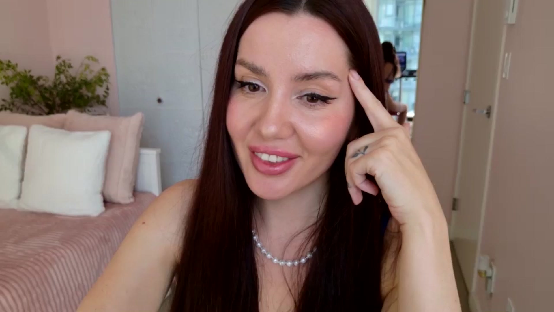 Gallery image thumbnail from BellaBaxter's myfreecams stream on, 09/02/2025, 24:30 image 1 of 20
