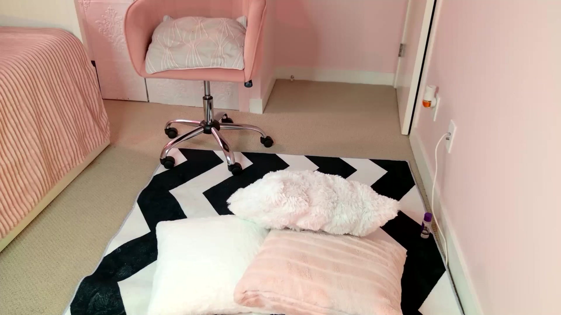 Gallery image thumbnail from BellaBaxter's myfreecams stream on, 12/16/2025, 03:29 image 20 of 20