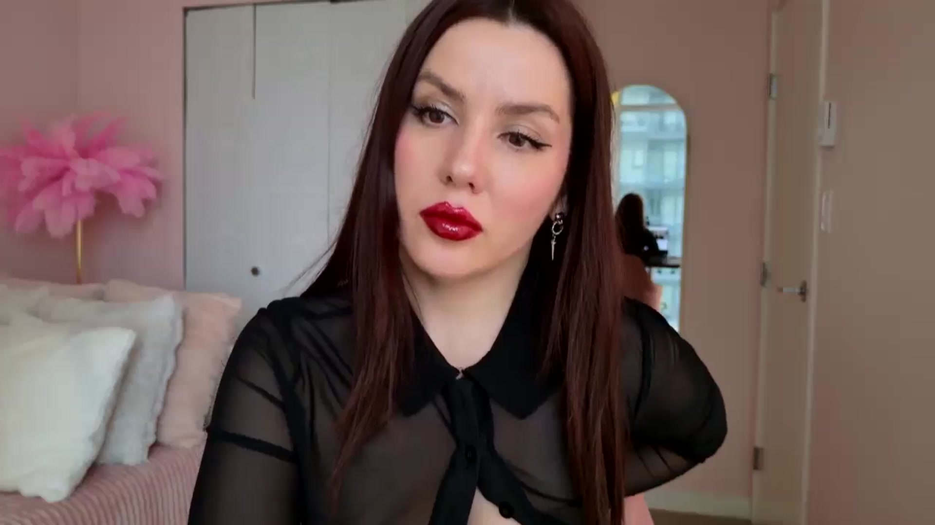 Gallery image thumbnail from BellaBaxter's myfreecams stream on, 12/27/2025, 23:31 image 5 of 20