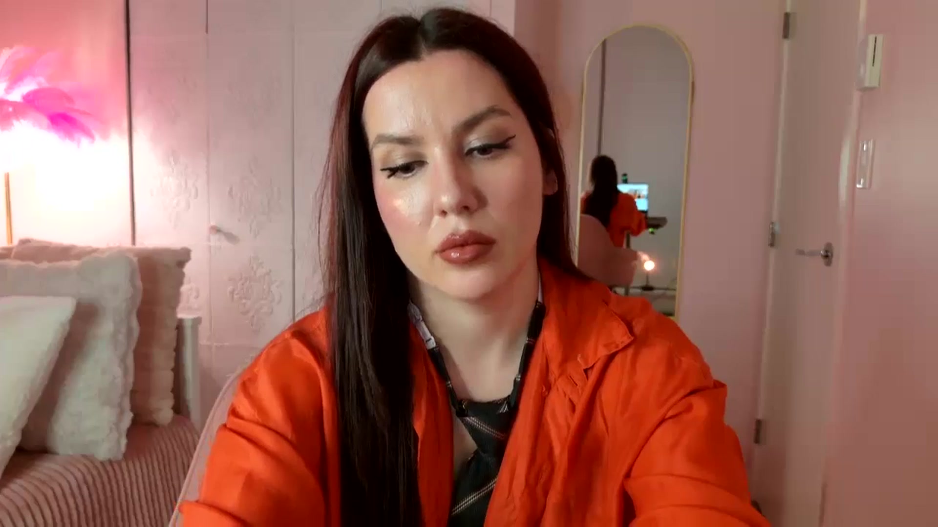 Gallery image thumbnail from BellaBaxter's myfreecams stream on, 12/29/2025, 01:59 image 12 of 20