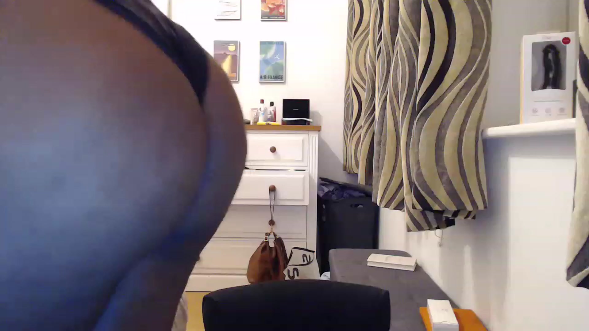 Gallery image thumbnail from BellaCruz's myfreecams stream on, 11/14/2022, 17:58 image 2 of 20