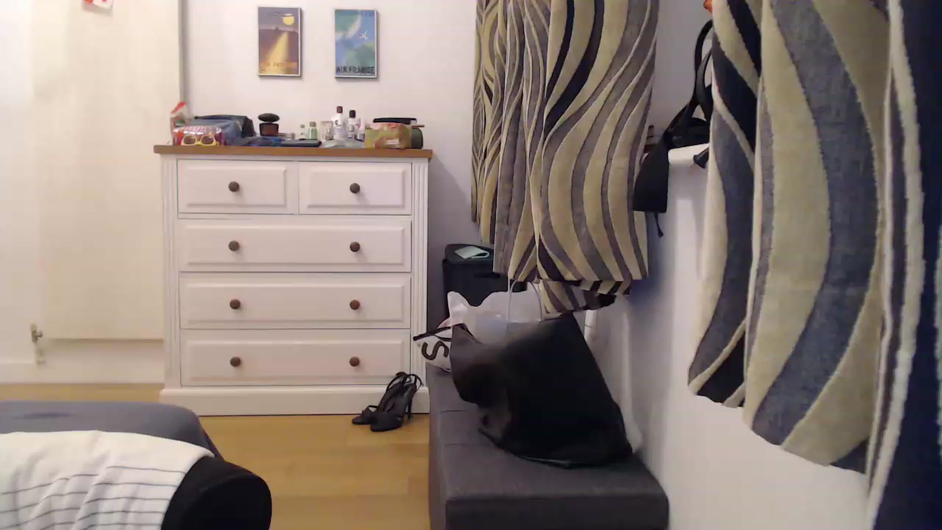 Gallery image thumbnail from BellaCruz's myfreecams stream on, 11/14/2022, 20:14 image 6 of 20