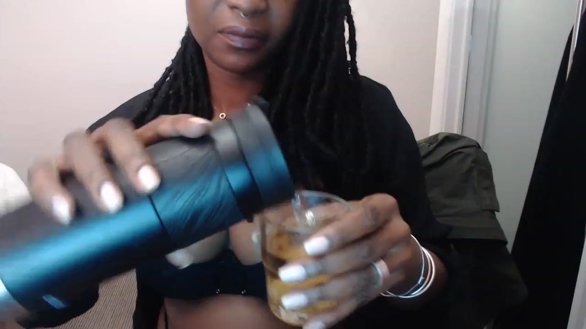 Gallery image thumbnail from BellaCruz's myfreecams stream on, 11/26/2022, 06:51 image 5 of 20