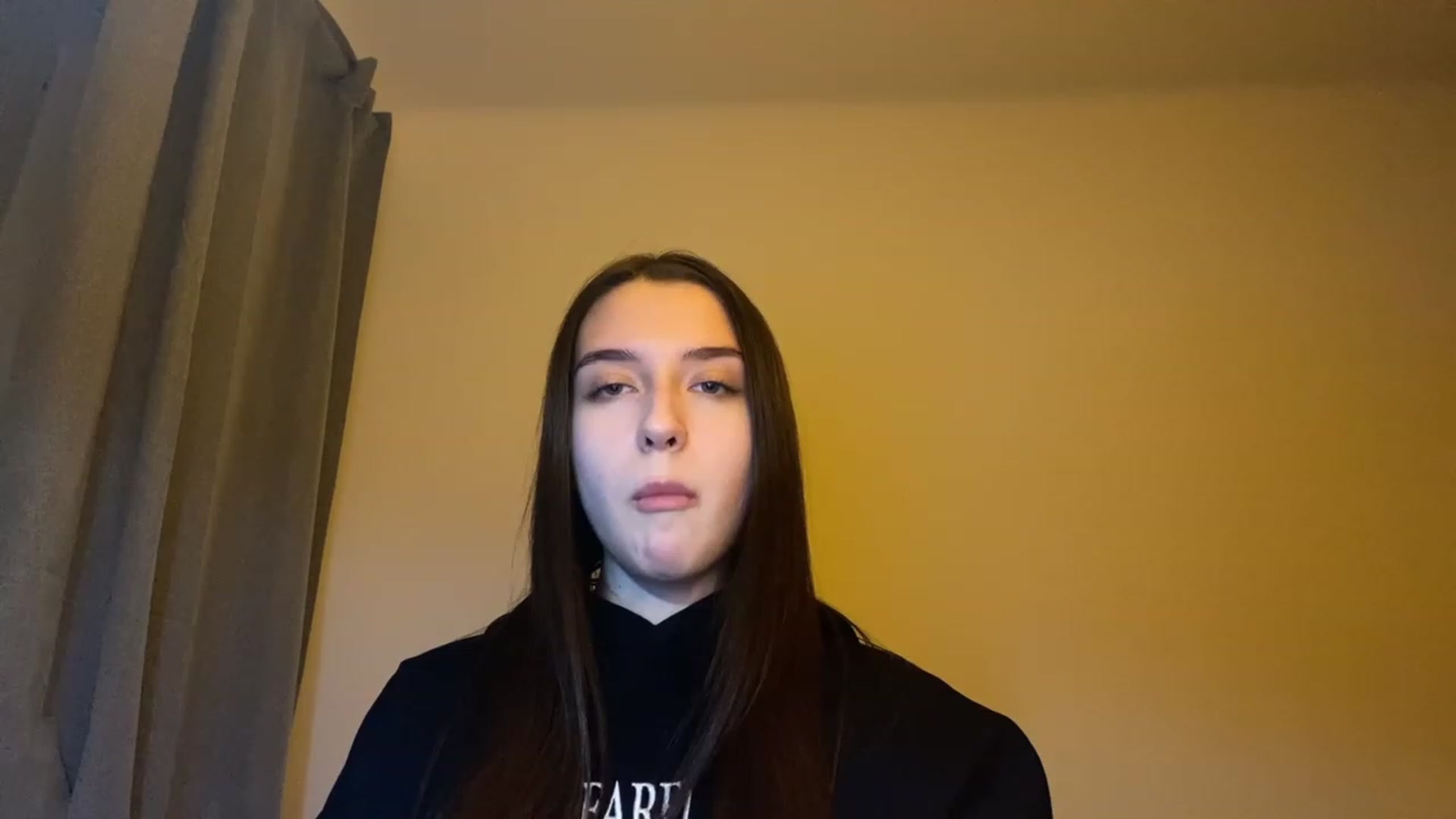 Gallery image thumbnail from BellaCullen's myfreecams stream on, 12/05/2023, 20:14 image 10 of 20