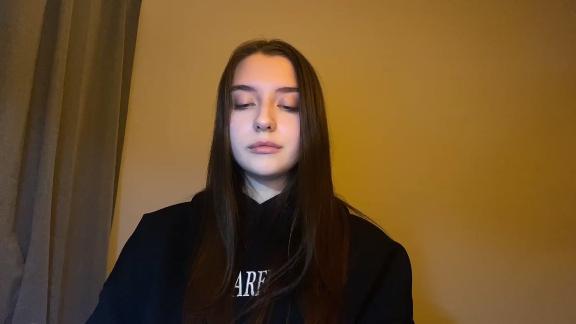 Gallery image thumbnail from BellaCullen's myfreecams stream on, 12/05/2023, 22:20 image 1 of 20