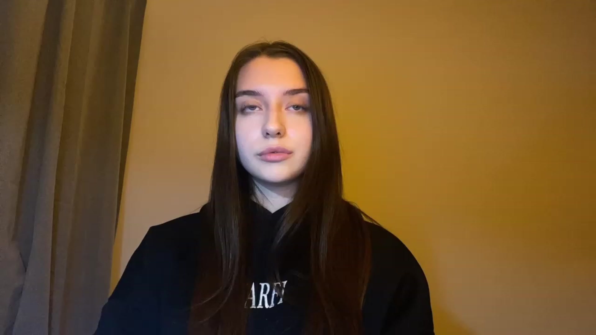 Gallery image thumbnail from BellaCullen's myfreecams stream on, 12/05/2023, 22:20 image 4 of 20