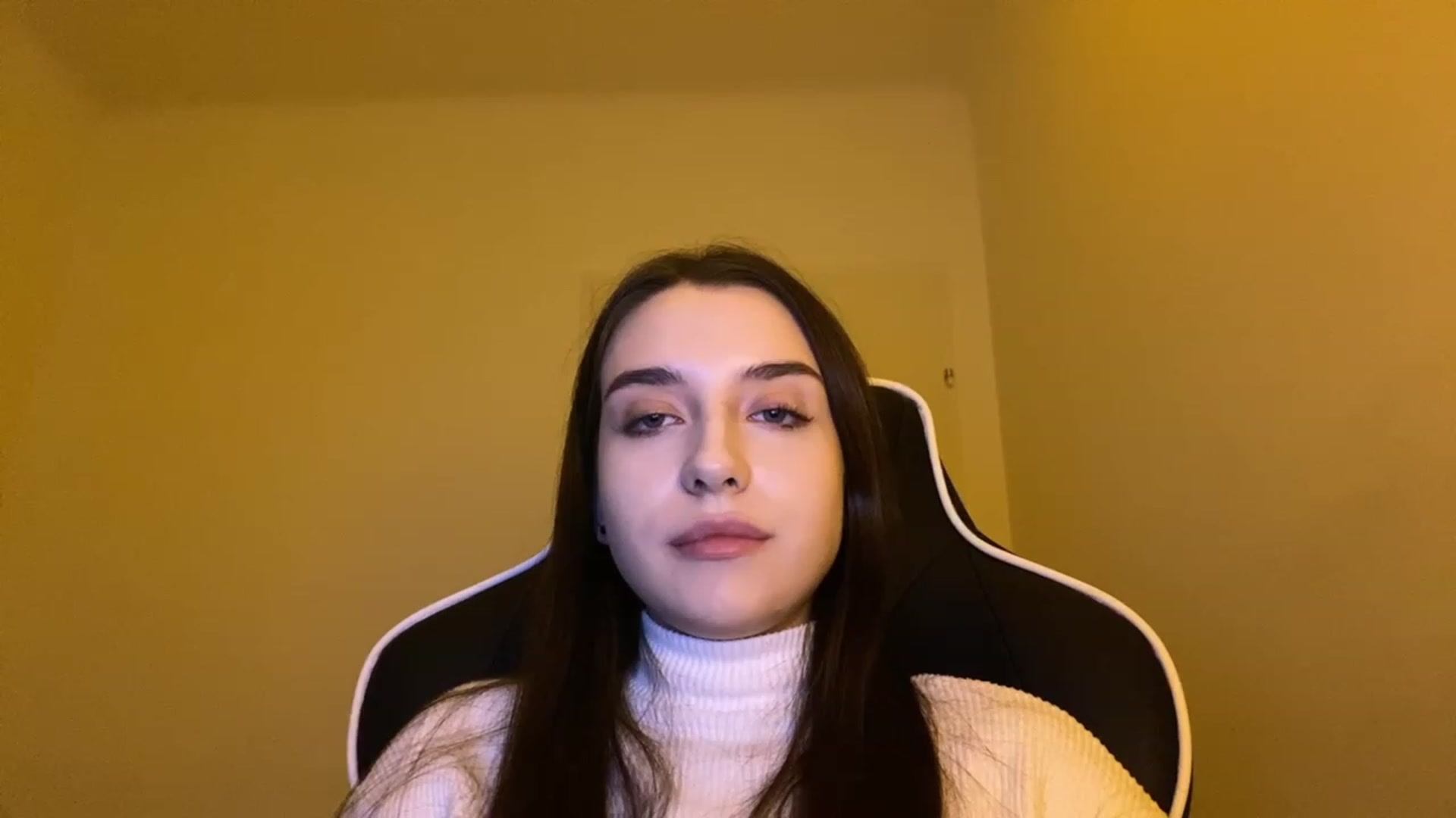 Gallery image thumbnail from BellaCullen's myfreecams stream on, 12/13/2023, 21:55 image 5 of 20