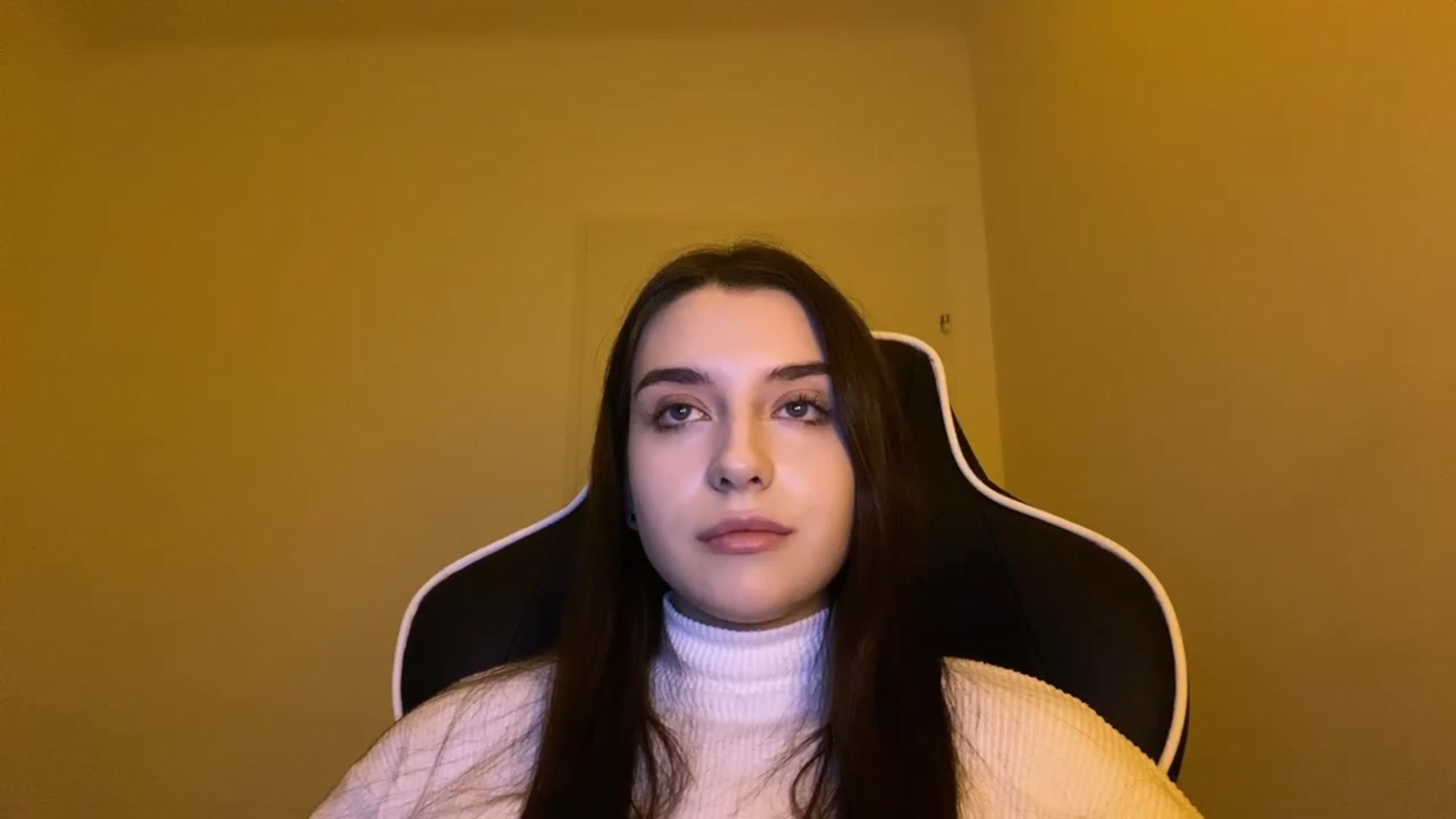 Gallery image thumbnail from BellaCullen's myfreecams stream on, 12/13/2023, 21:55 image 6 of 20