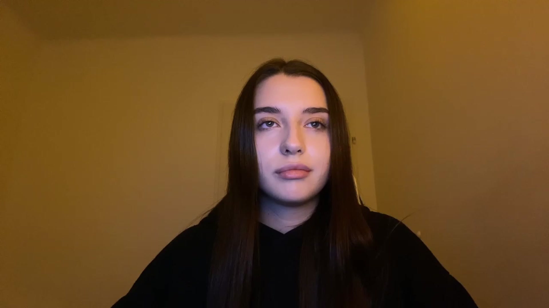 Gallery image thumbnail from BellaCullen's myfreecams stream on, 12/18/2023, 20:44 image 4 of 20