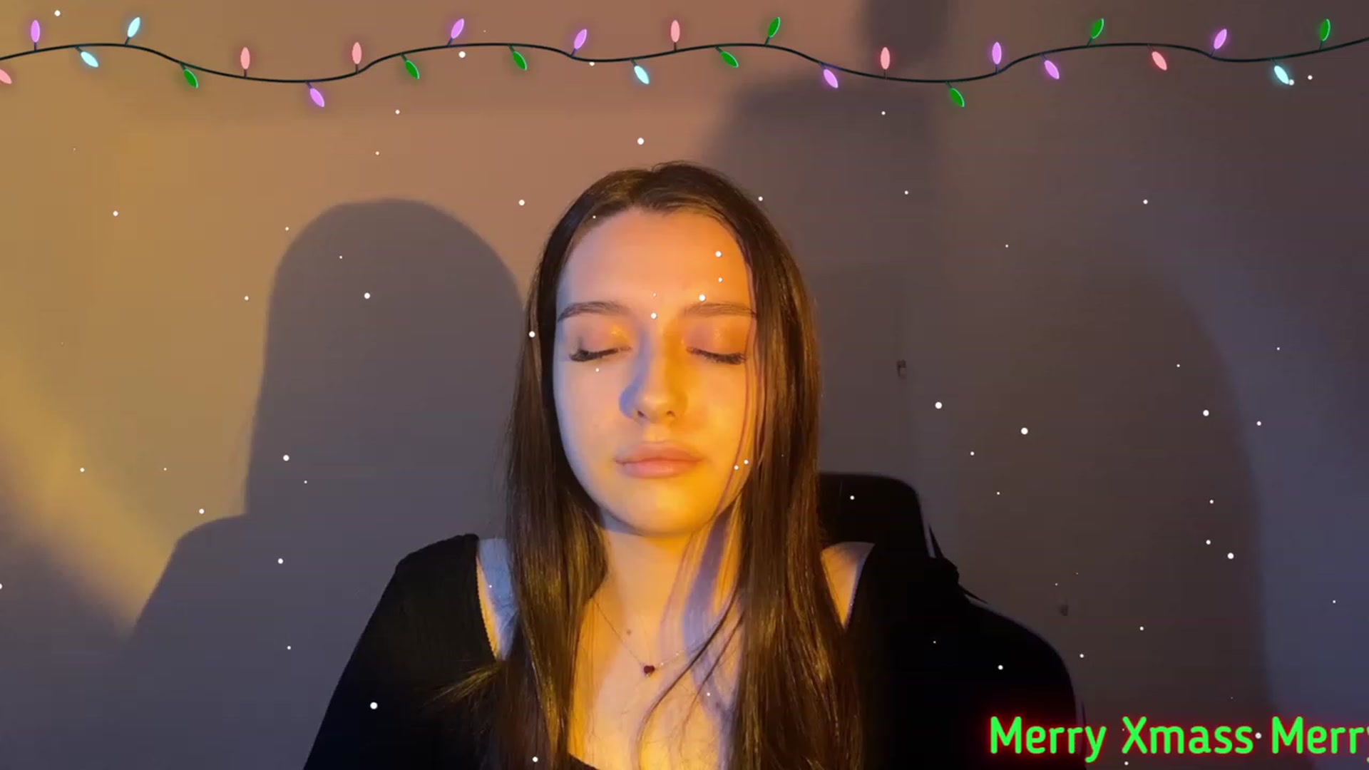 Gallery image thumbnail from BellaCullen's myfreecams stream on, 12/26/2023, 21:33 image 17 of 20