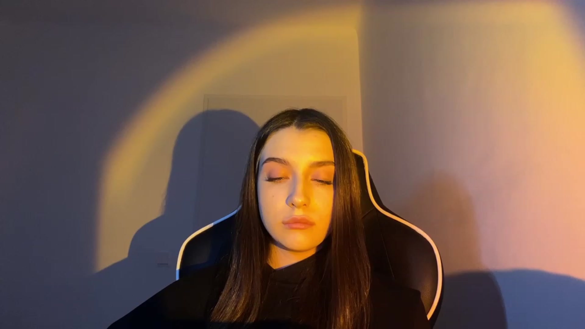 Gallery image thumbnail from BellaCullen's myfreecams stream on, 01/10/2024, 20:32 image 14 of 20