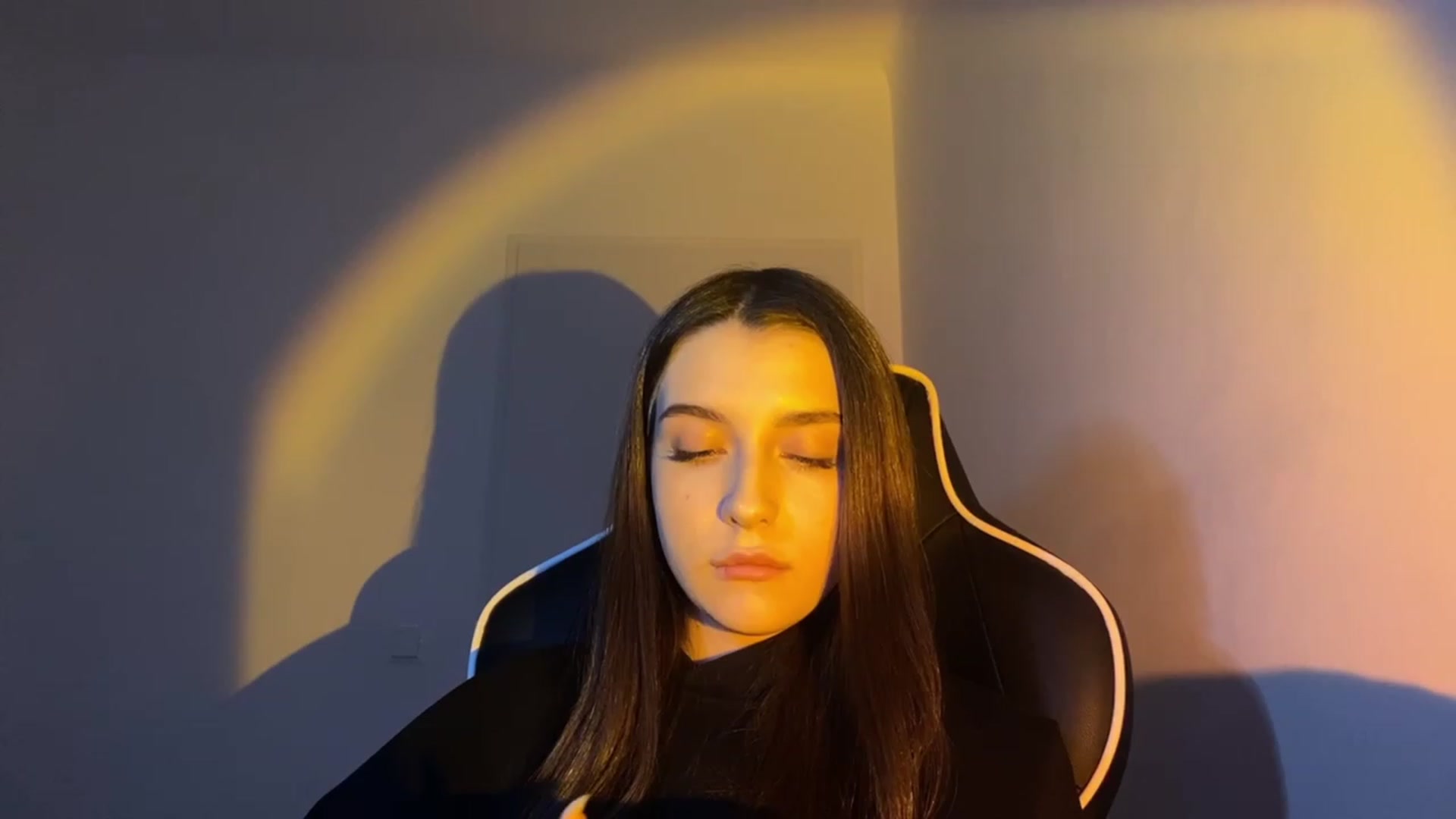 Gallery image thumbnail from BellaCullen's myfreecams stream on, 01/10/2024, 20:32 image 15 of 20