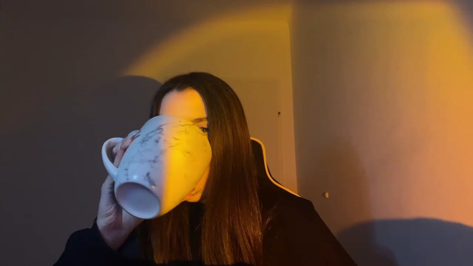 Gallery image thumbnail from BellaCullen's myfreecams stream on, 01/10/2024, 20:32 image 11 of 20