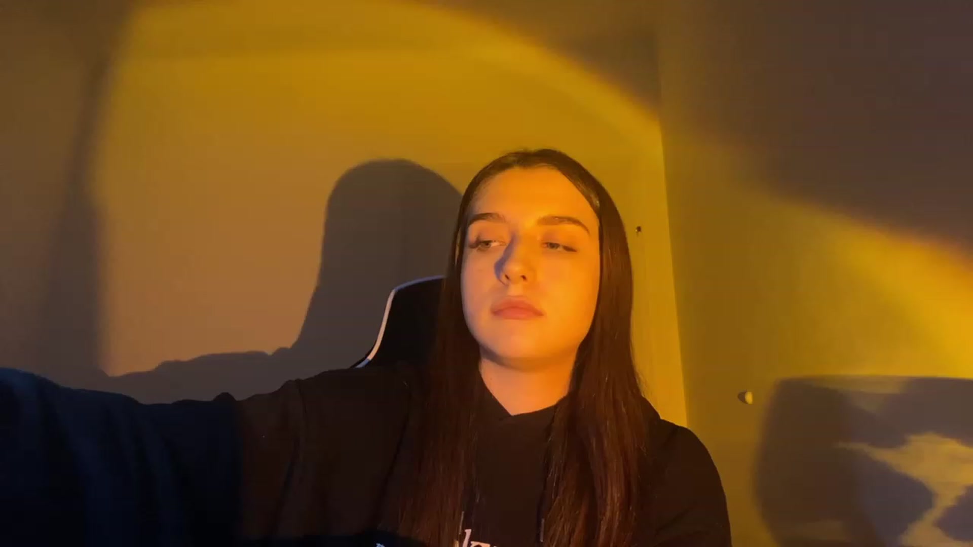 Gallery image thumbnail from BellaCullen's myfreecams stream on, 01/11/2024, 20:51 image 17 of 20