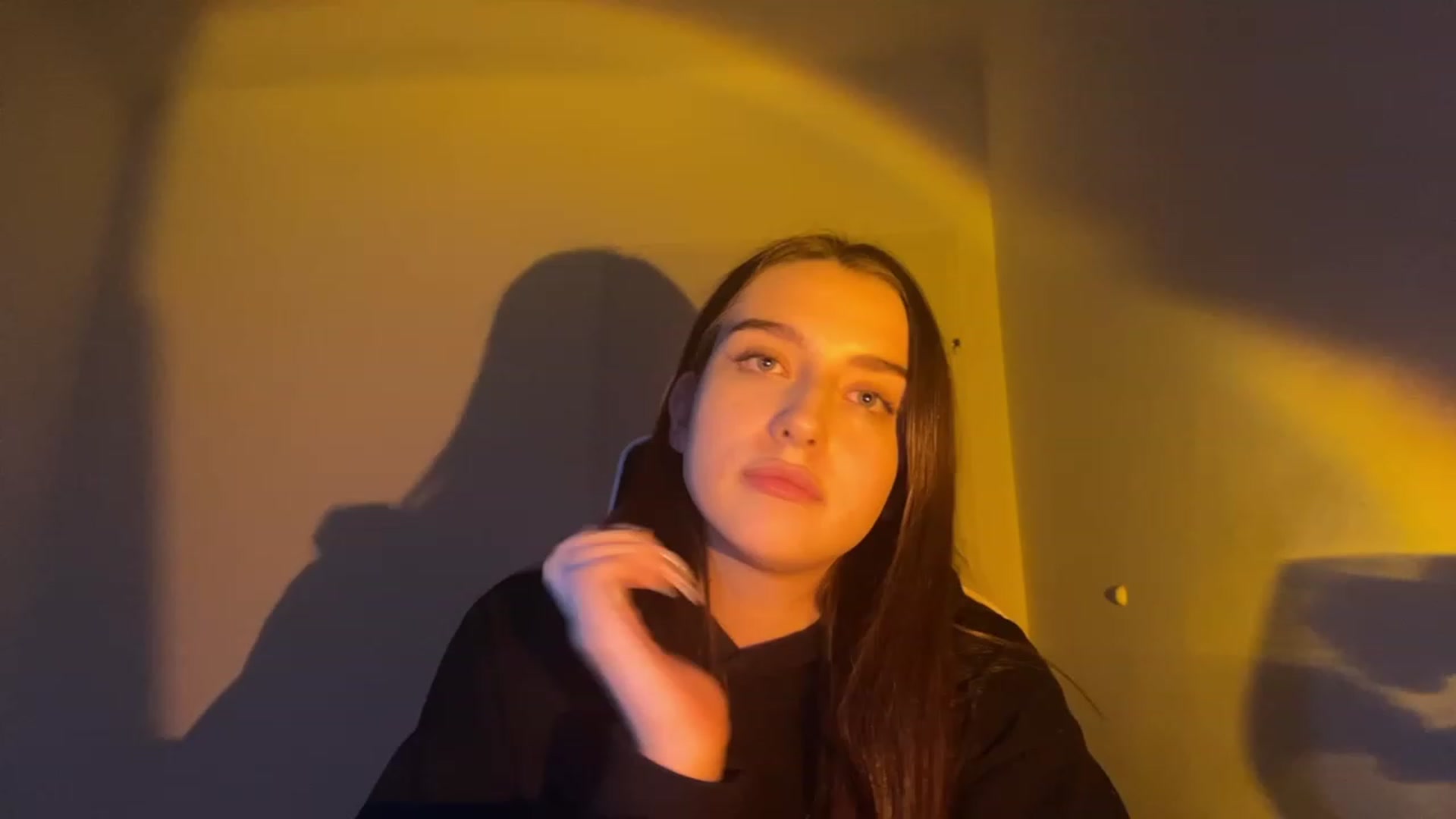 Gallery image thumbnail from BellaCullen's myfreecams stream on, 01/11/2024, 21:50 image 3 of 20