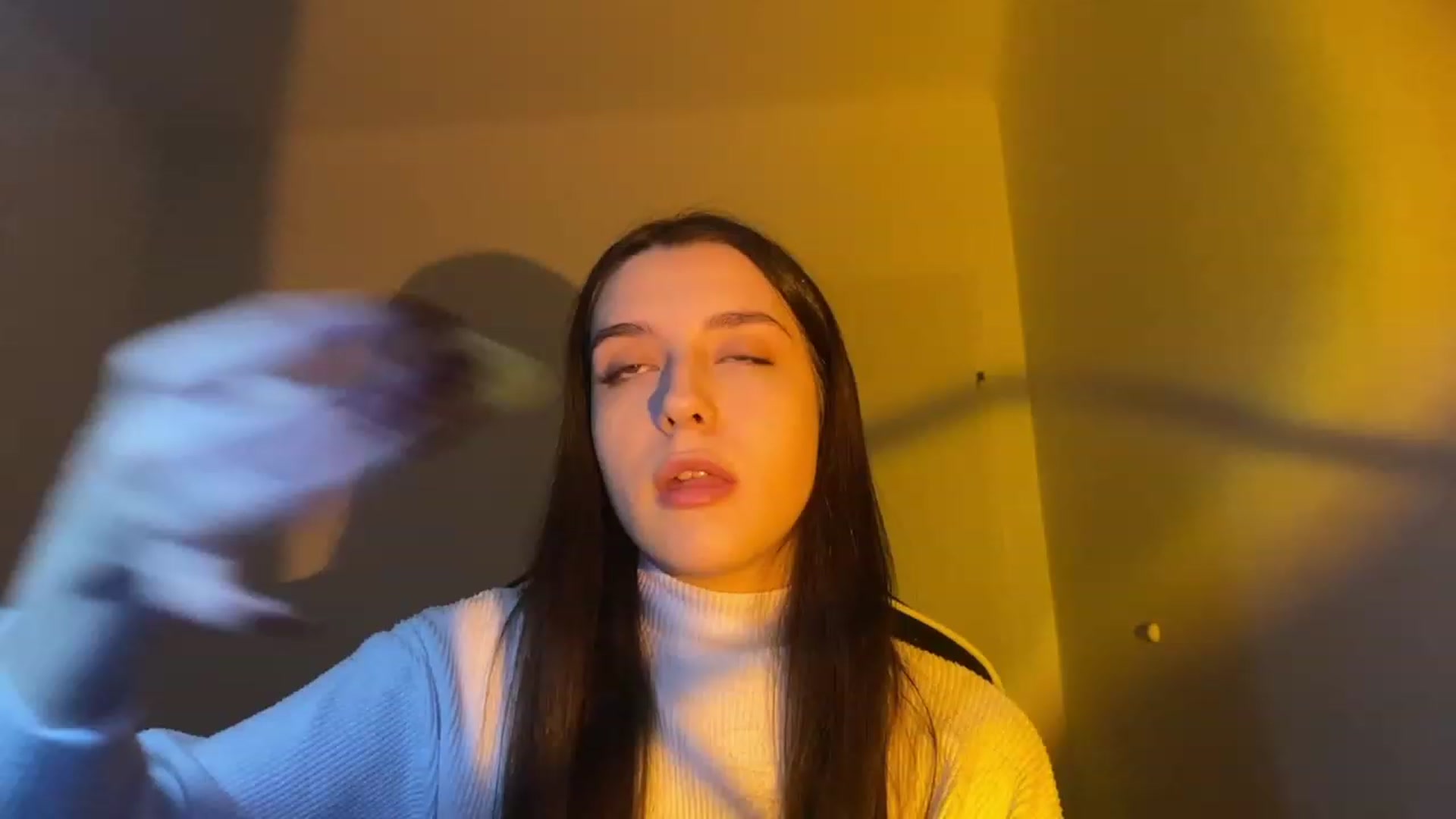 Gallery image thumbnail from BellaCullen's myfreecams stream on, 01/14/2024, 21:46 image 1 of 20