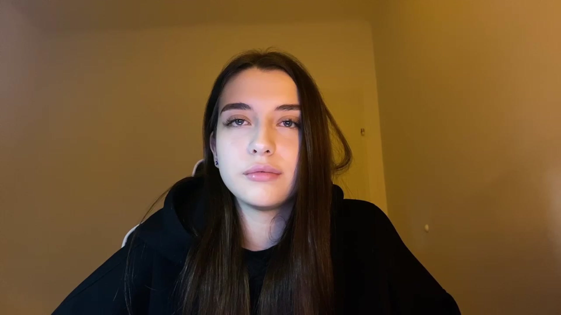 Gallery image thumbnail from BellaCullen's myfreecams stream on, 01/19/2024, 22:15 image 19 of 20