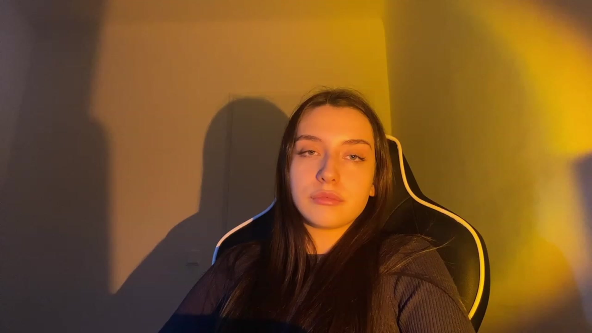 Gallery image thumbnail from BellaCullen's myfreecams stream on, 01/24/2024, 20:11 image 12 of 20