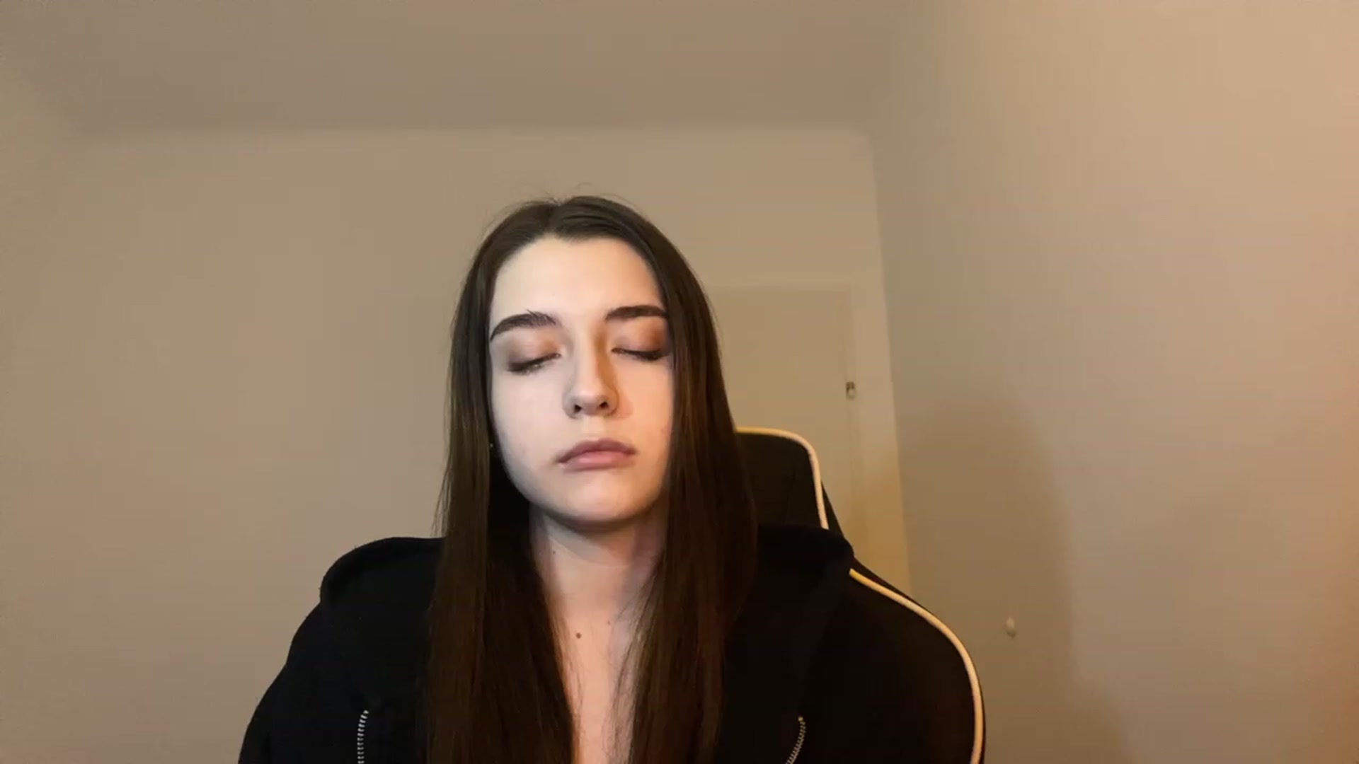 Gallery image thumbnail from BellaCullen's myfreecams stream on, 01/30/2024, 21:01 image 1 of 20