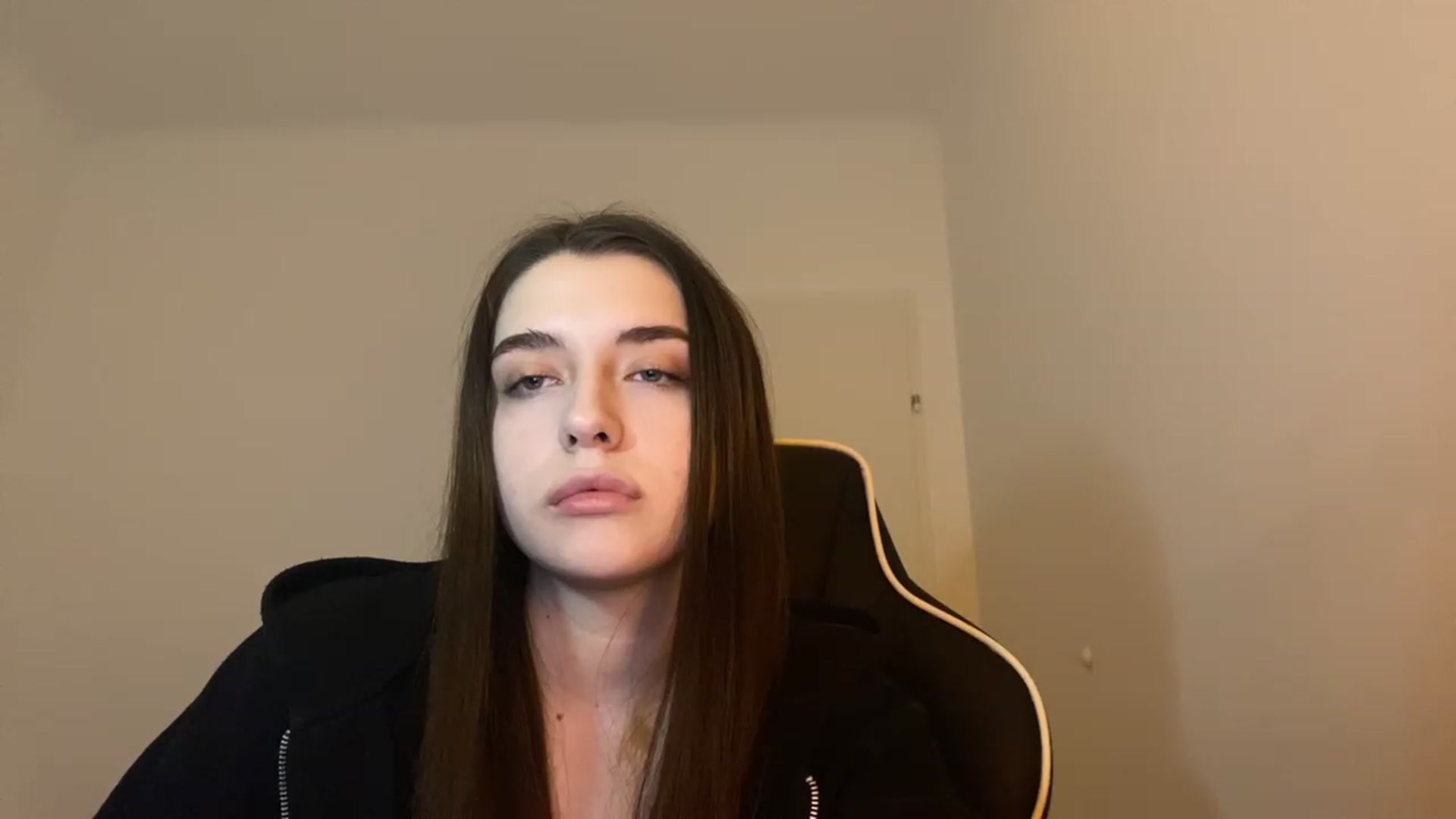 Gallery image thumbnail from BellaCullen's myfreecams stream on, 01/30/2024, 21:01 image 17 of 20