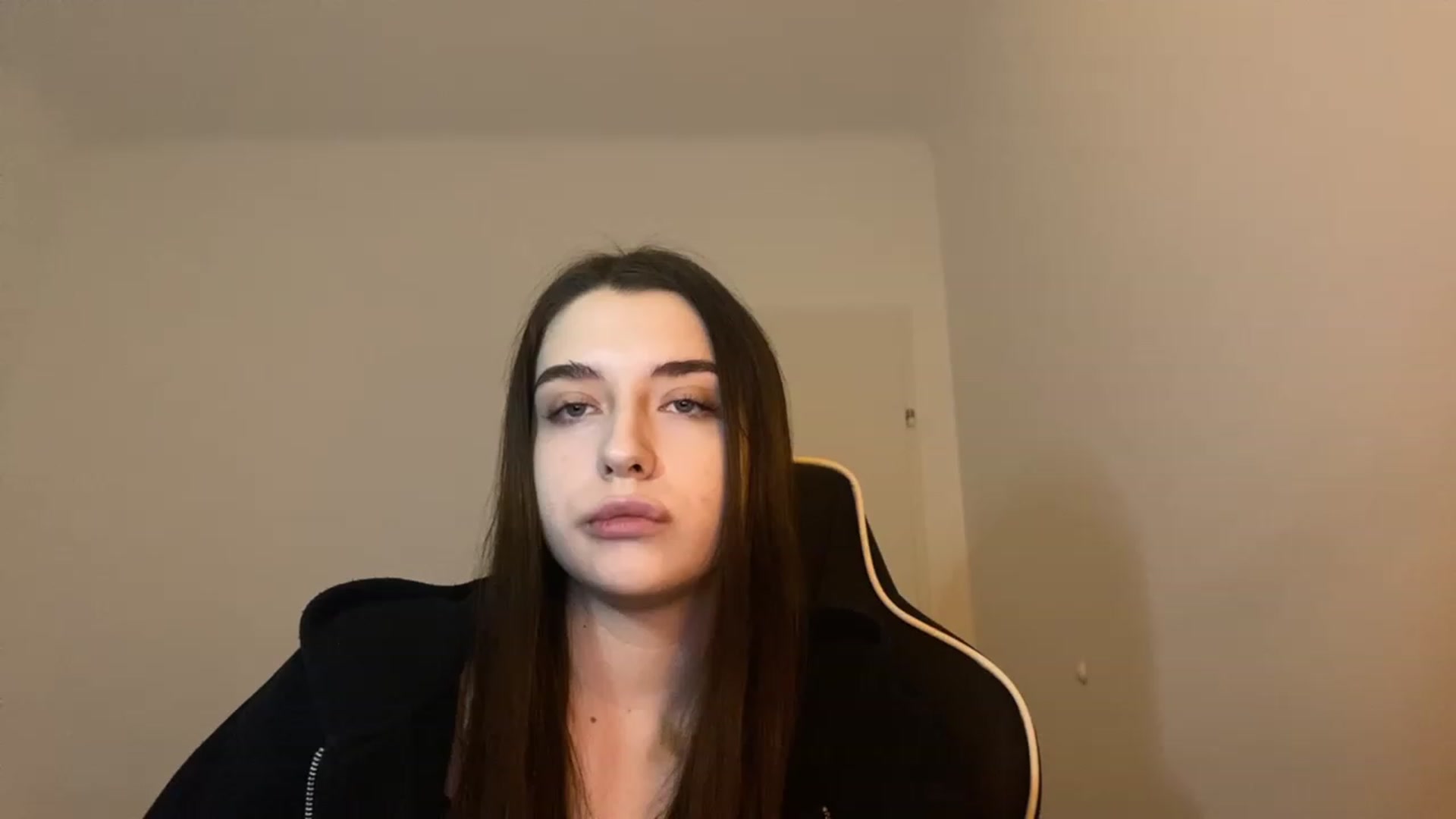 Gallery image thumbnail from BellaCullen's myfreecams stream on, 01/30/2024, 21:01 image 7 of 20