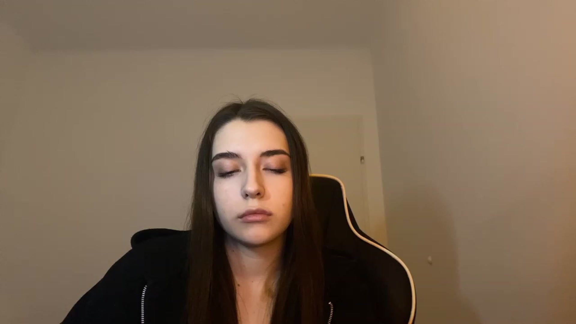 Gallery image thumbnail from BellaCullen's myfreecams stream on, 01/30/2024, 21:01 image 18 of 20
