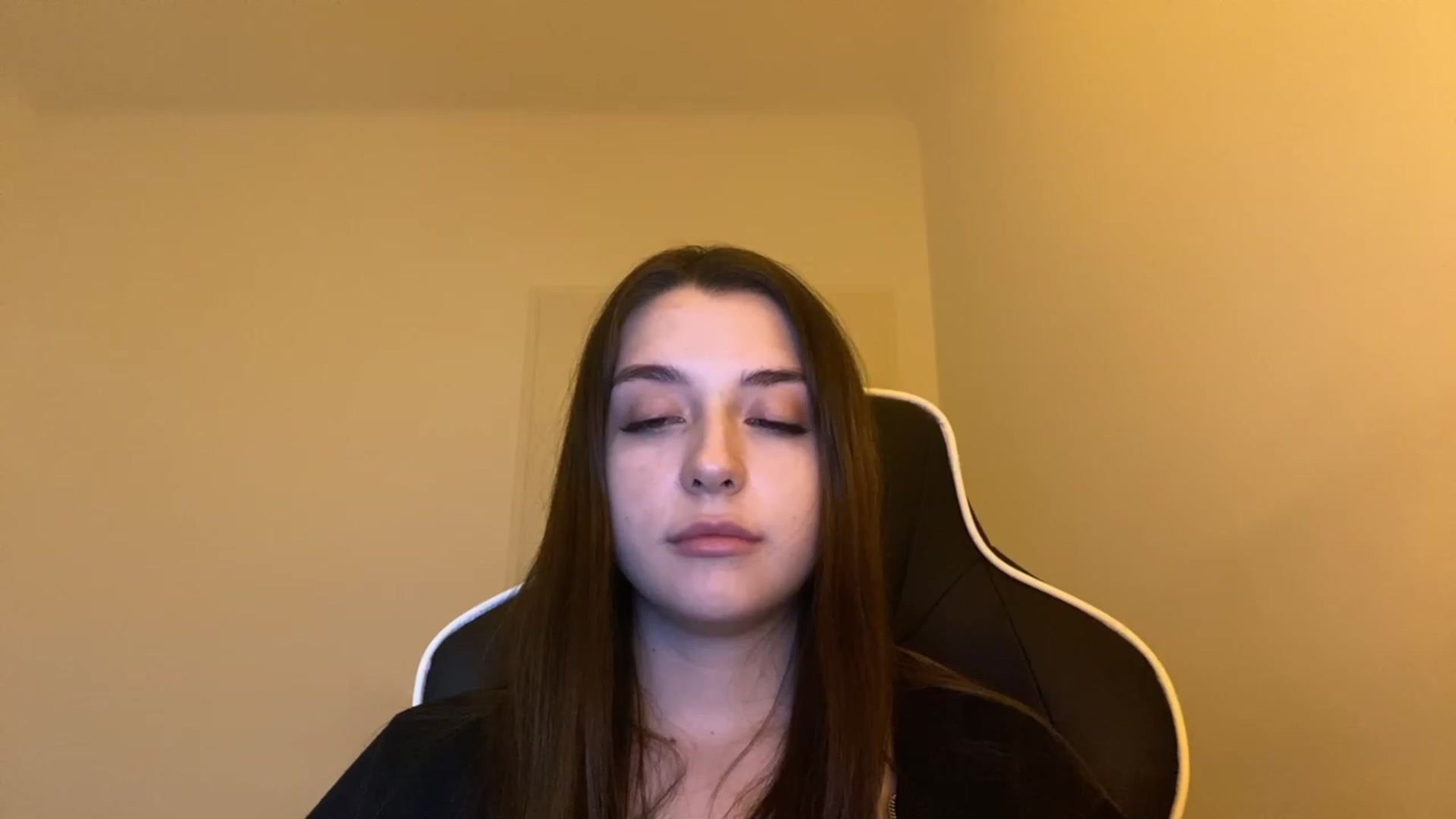 Gallery image thumbnail from BellaCullen's myfreecams stream on, 02/11/2024, 21:16 image 5 of 20