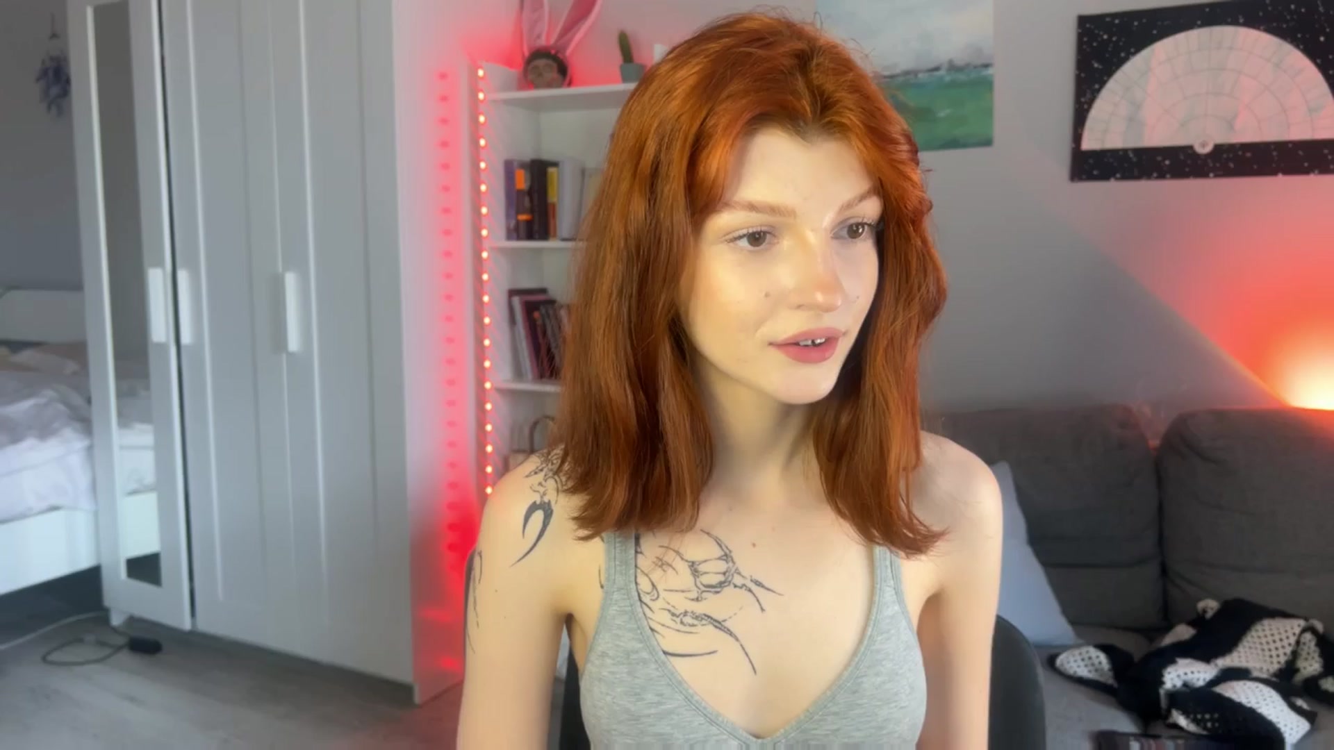 Gallery image thumbnail from BellaCute's myfreecams stream on, 04/05/2024, 11:16 image 2 of 20