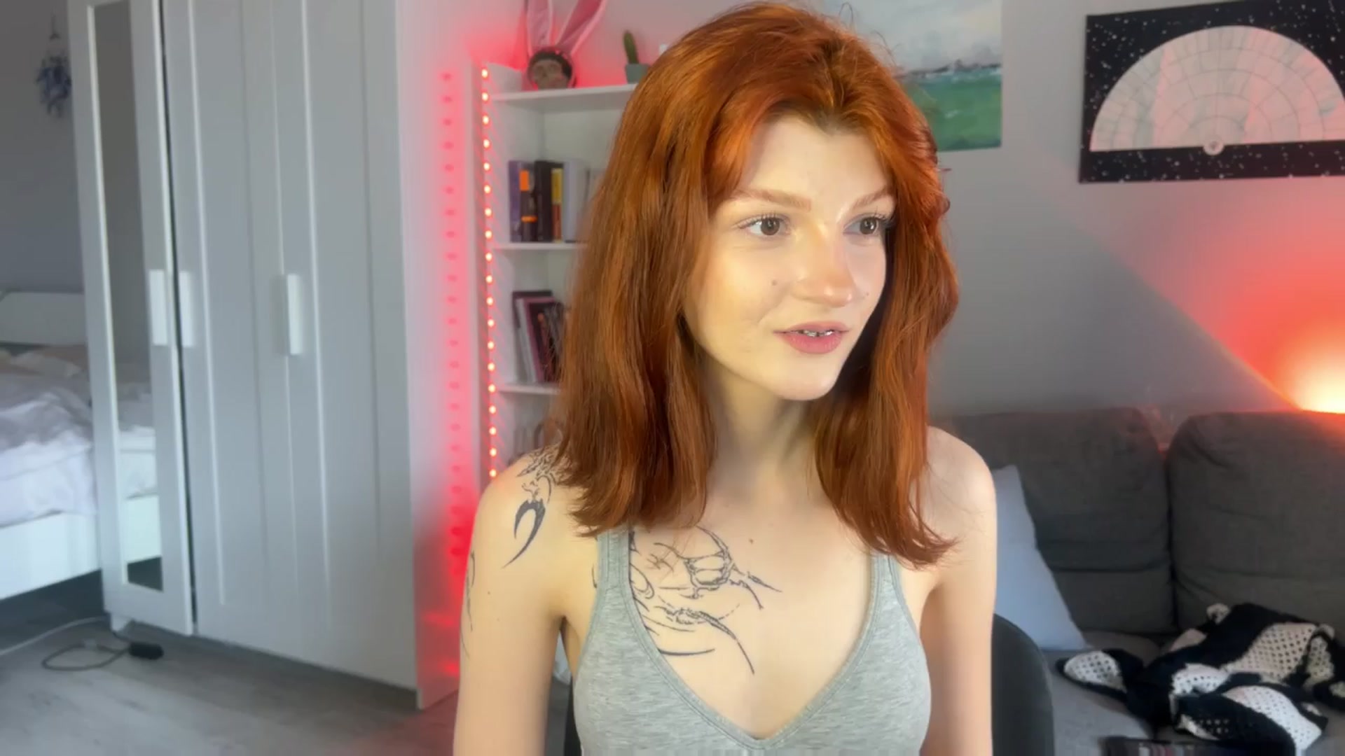 Gallery image thumbnail from BellaCute's myfreecams stream on, 04/05/2024, 11:16 image 3 of 20