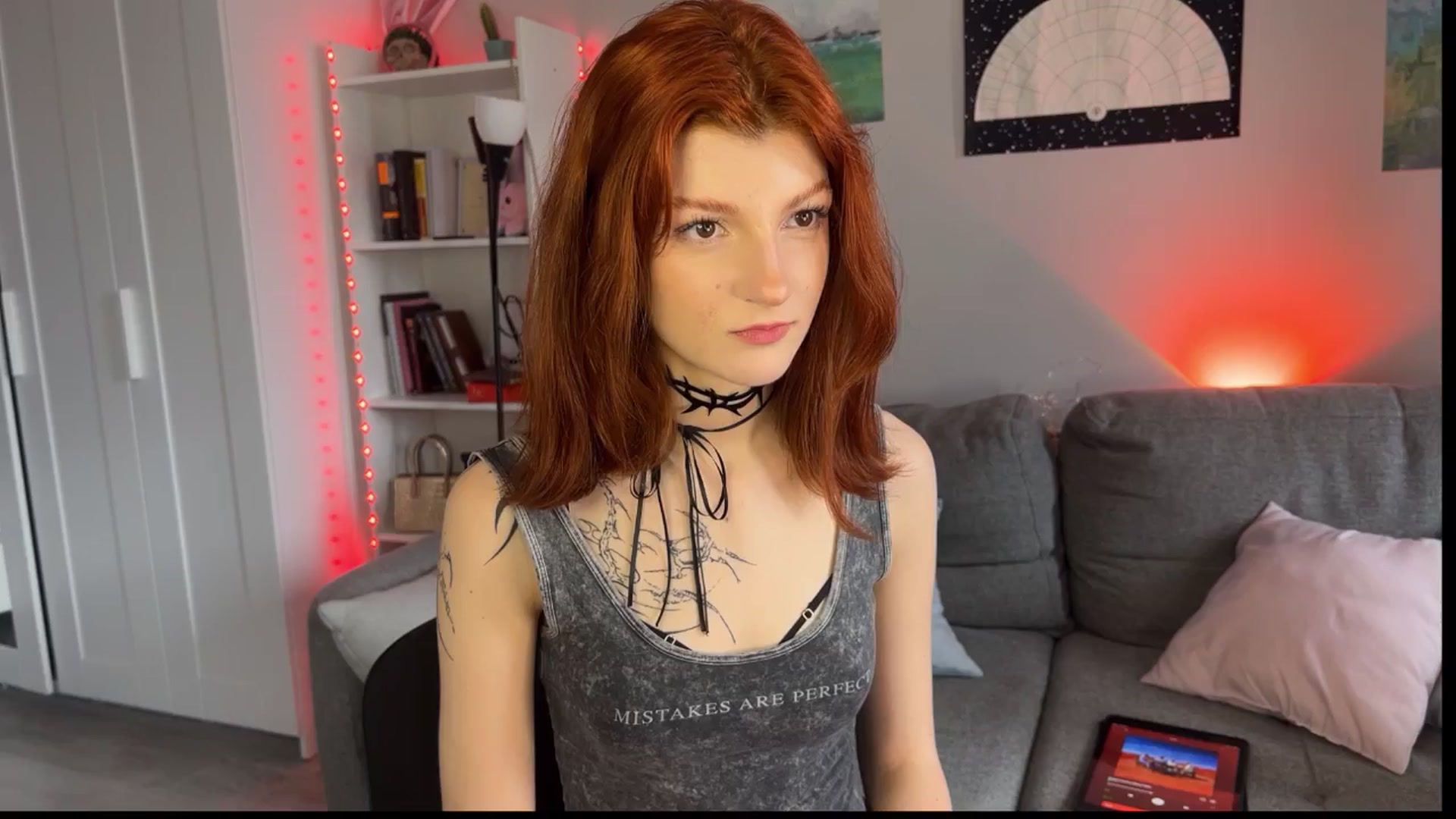 Gallery image thumbnail from BellaCute's myfreecams stream on, 04/06/2024, 10:23 image 2 of 20
