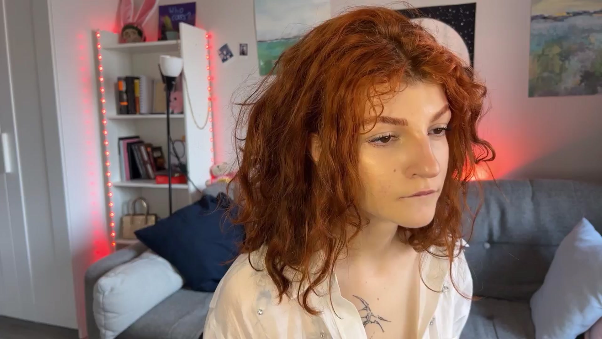 Gallery image thumbnail from BellaCute's myfreecams stream on, 04/10/2024, 07:03 image 14 of 20