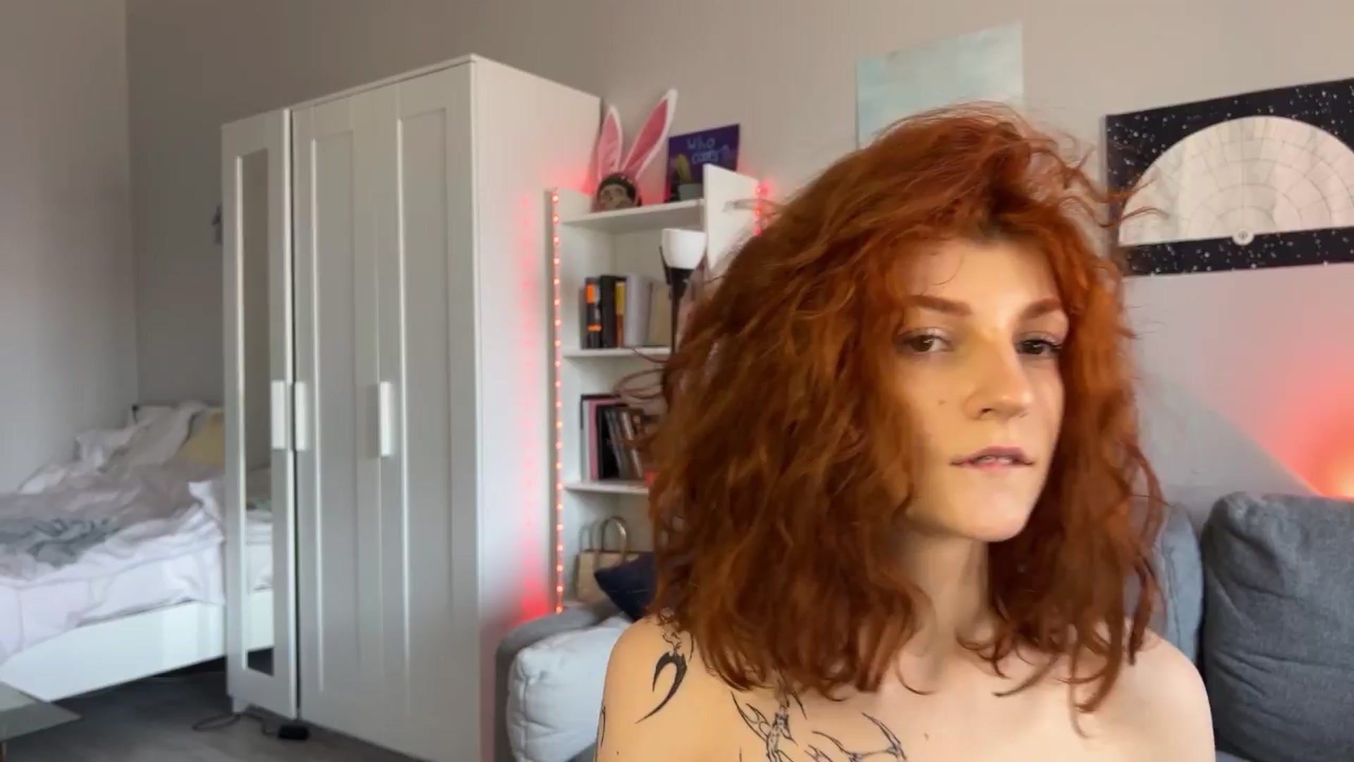 Gallery image thumbnail from BellaCute's myfreecams stream on, 04/10/2024, 08:48 image 3 of 20