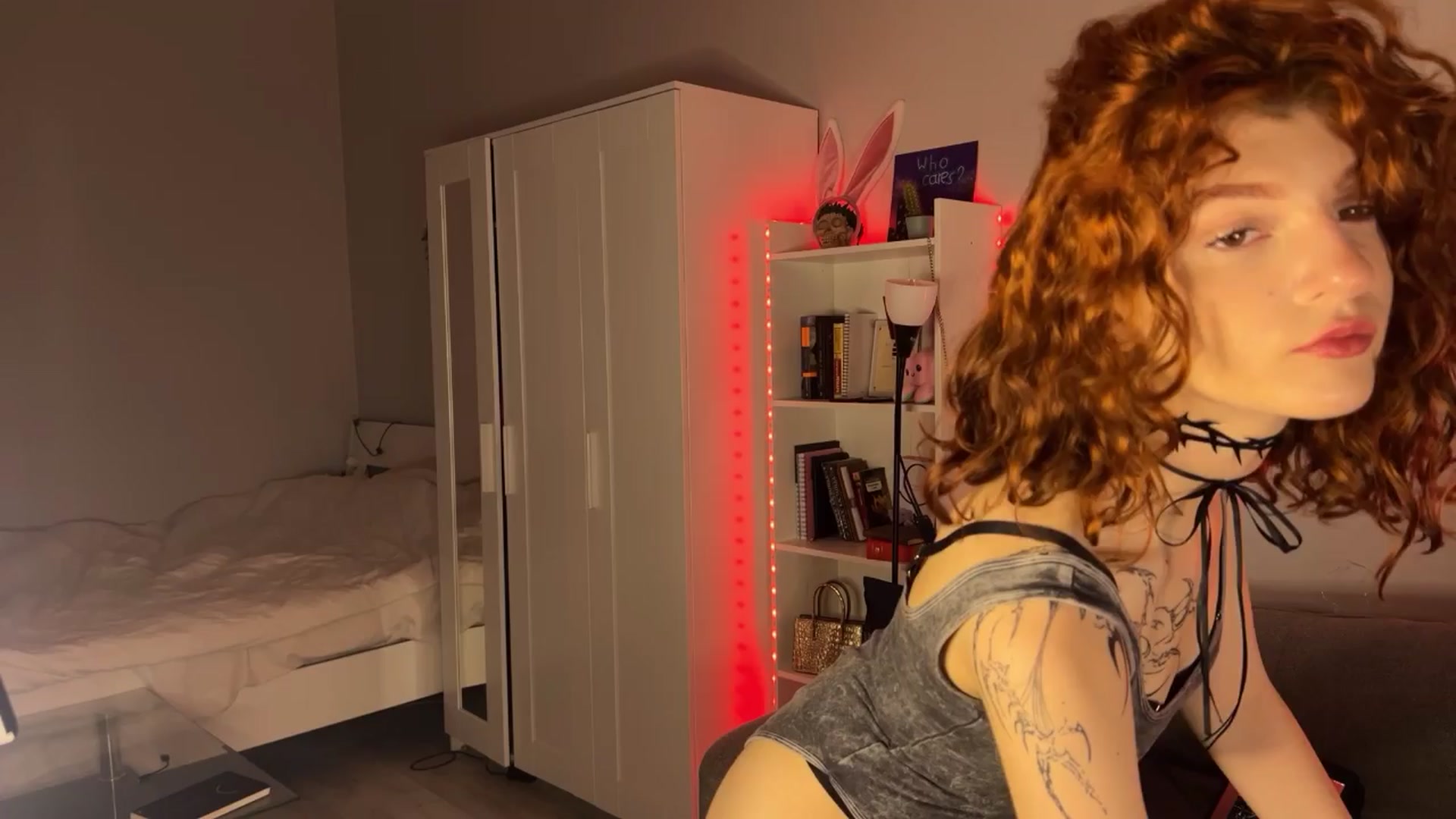 Gallery image thumbnail from BellaCute's myfreecams stream on, 04/12/2024, 04:32 image 1 of 20