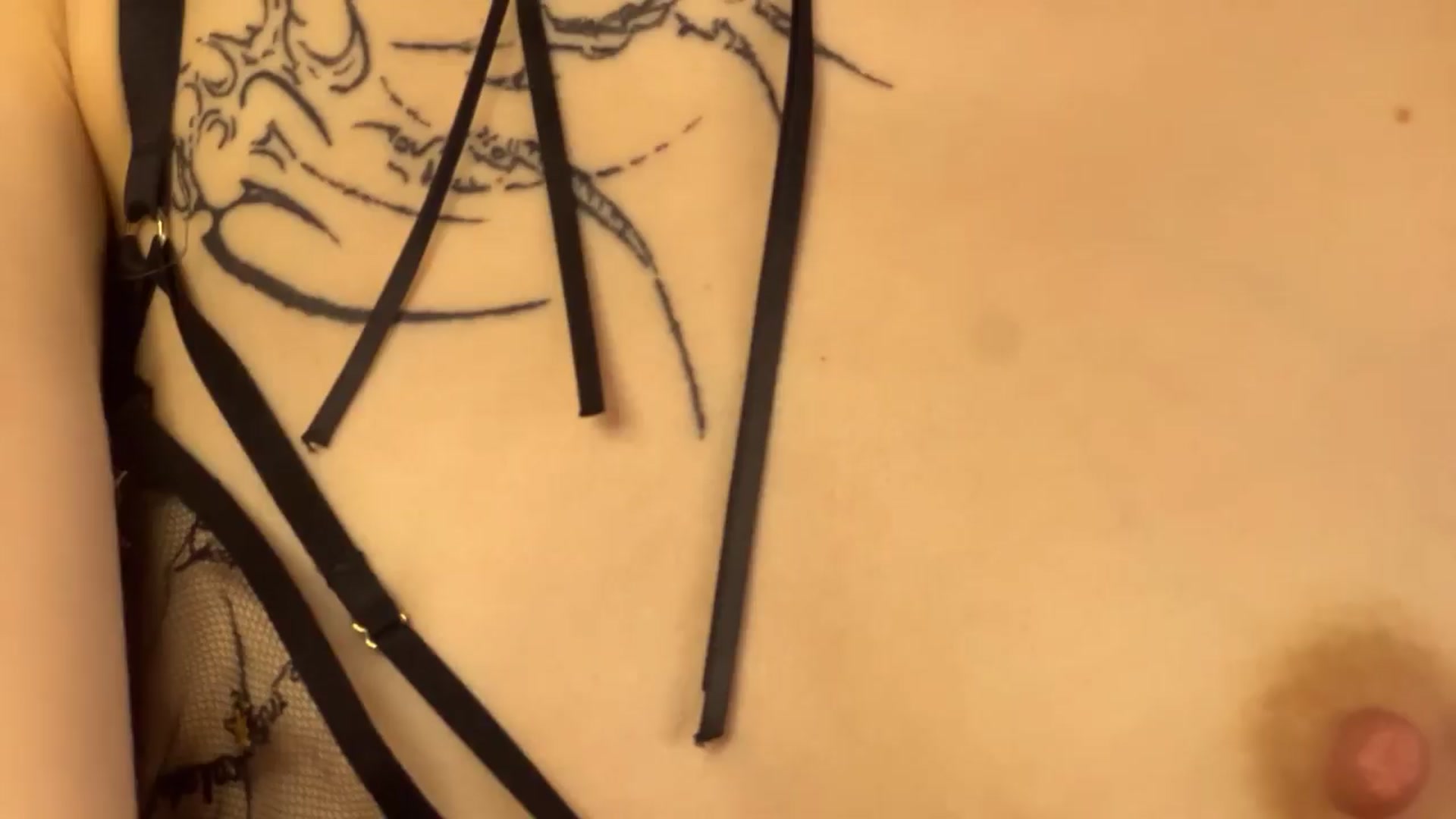 Gallery image thumbnail from BellaCute's myfreecams stream on, 04/12/2024, 04:32 image 15 of 20