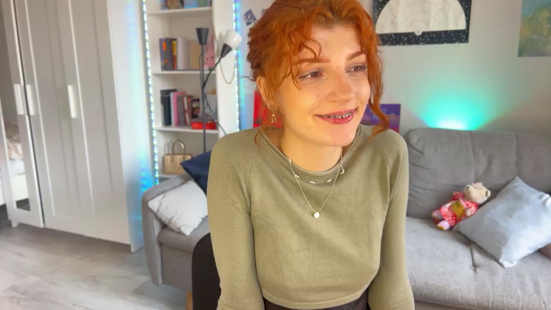 Gallery image thumbnail from BellaCute__'s myfreecams stream on, 04/21/2024, 09:22 image 2 of 20