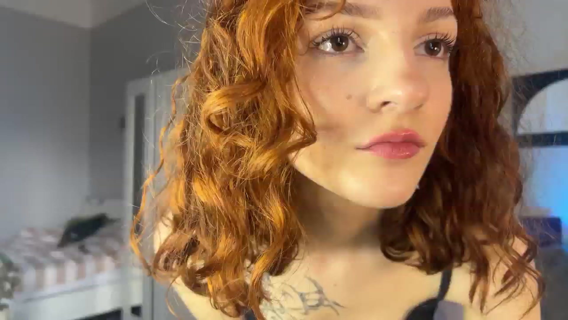 Gallery image thumbnail from BellaCute__'s myfreecams stream on, 04/25/2024, 07:23 image 7 of 20