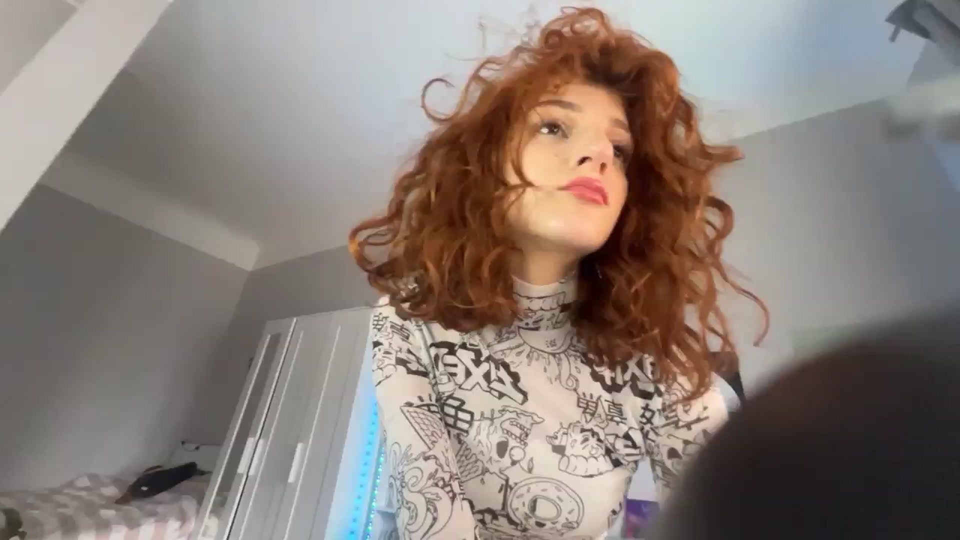 Gallery image thumbnail from BellaCute__'s myfreecams stream on, 04/25/2024, 11:54 image 9 of 20